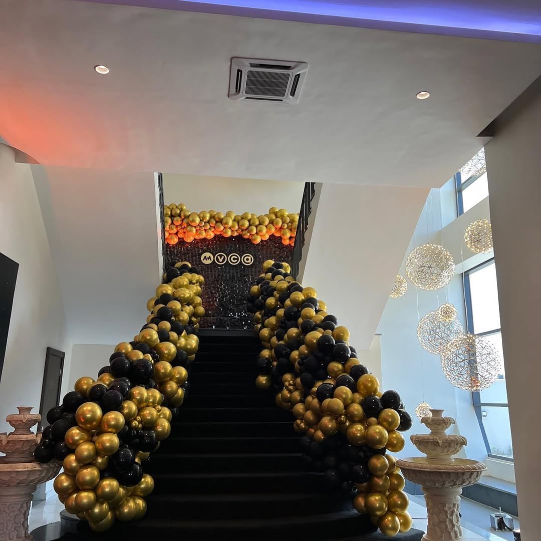 KBZVNAF Black and Gold Latex Balloons 60 Pack