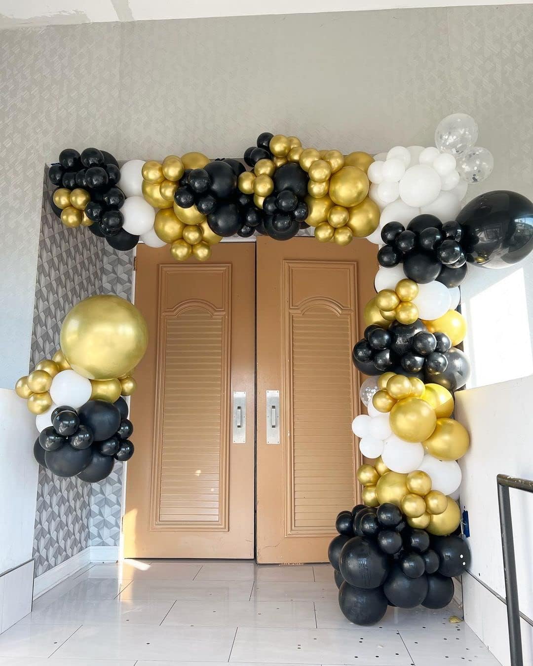 Bezente Black and Gold Confetti Balloons Set 60pcs 12 Inch