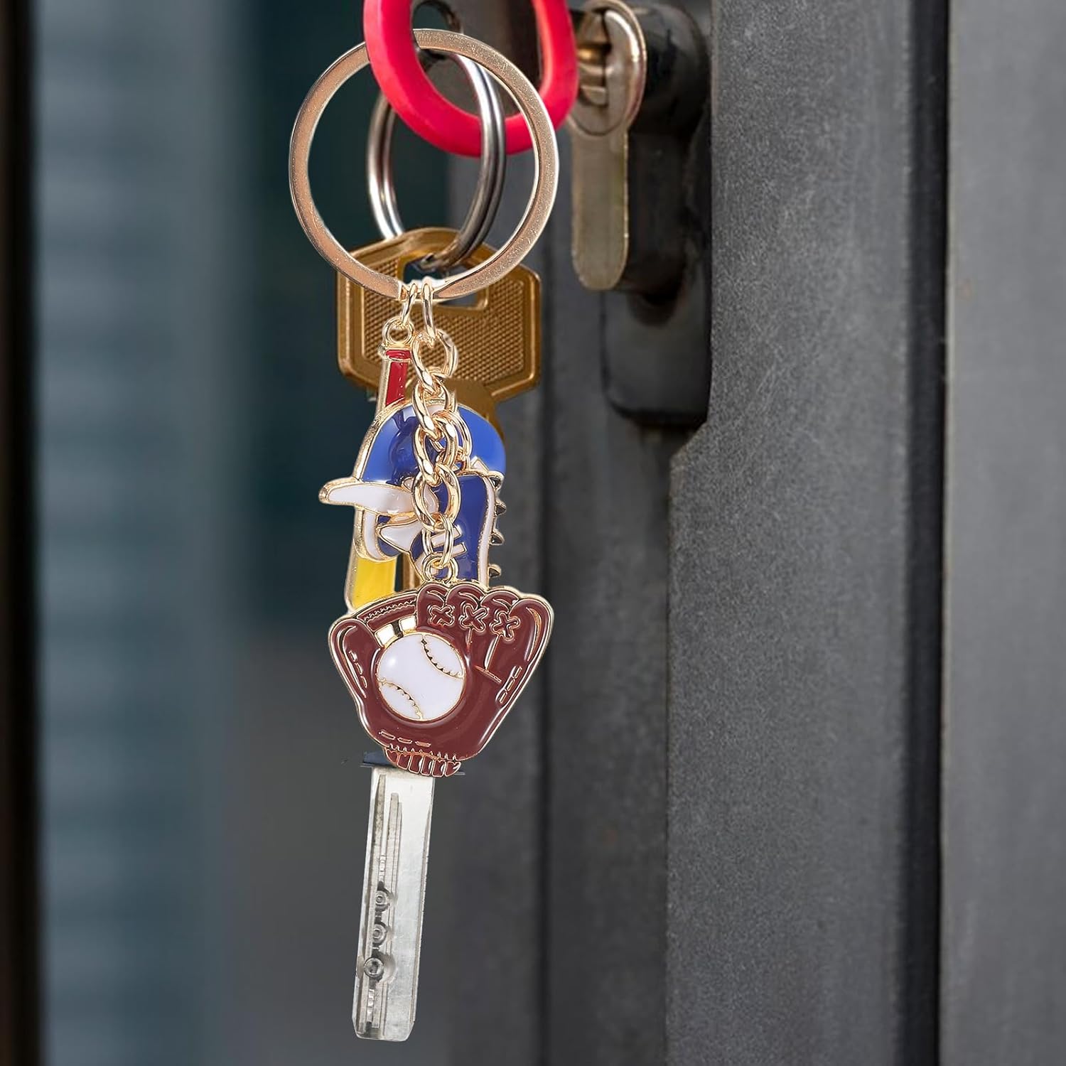 LOGOFUN Mini Baseball Bat Keychain for Sports Fans