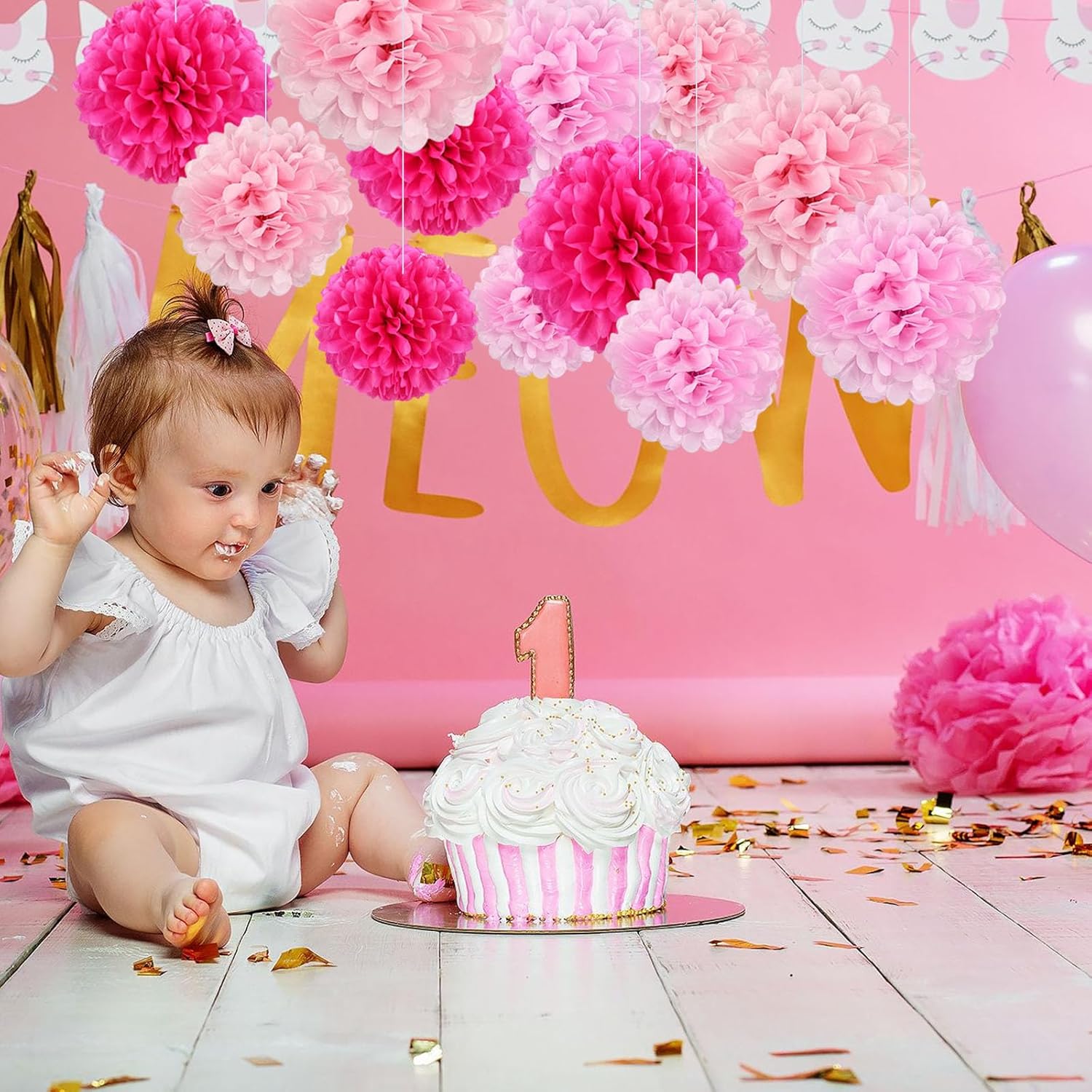 18 PCS Tissue Paper Pom Poms in Pink Set