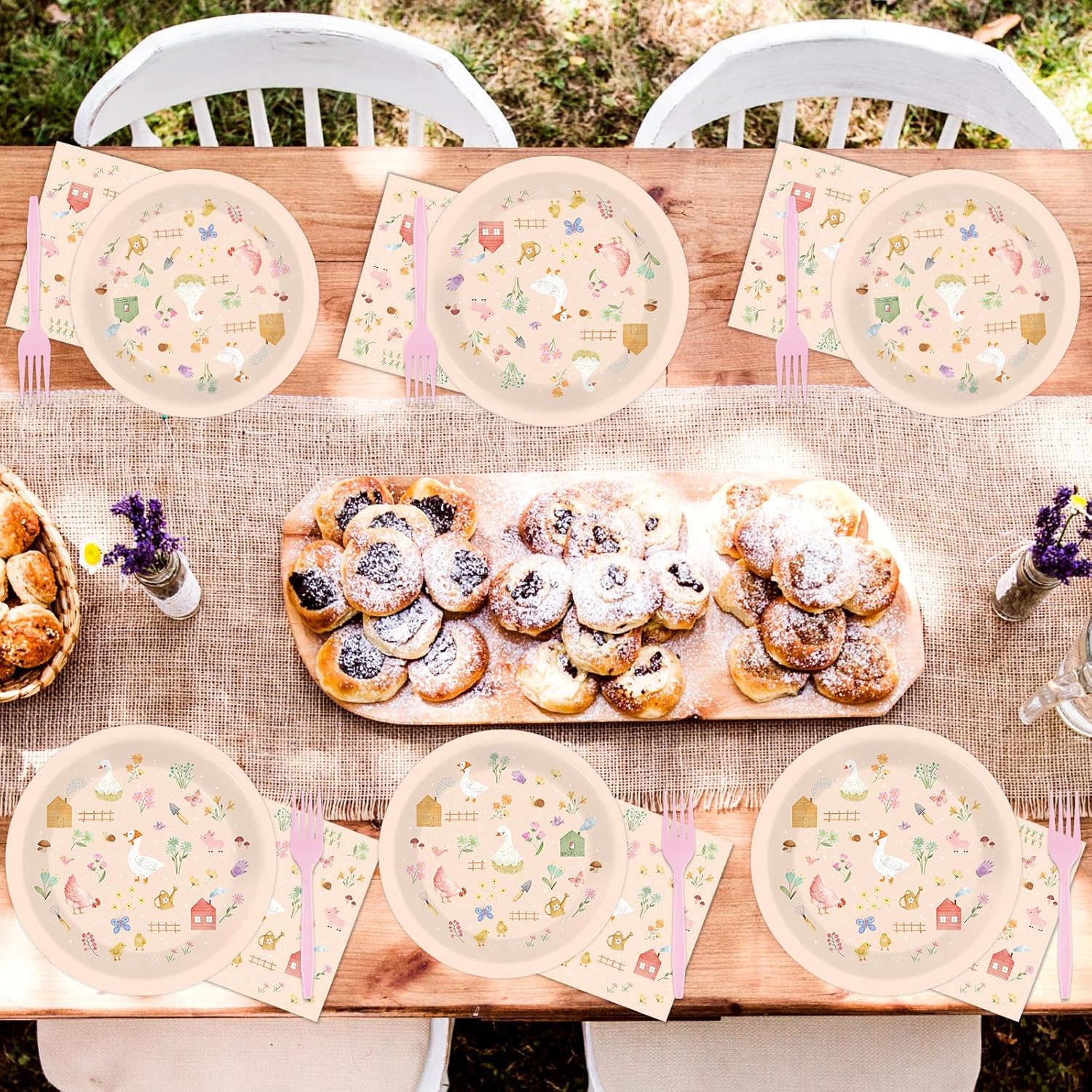 96 Pcs Farm Animal Themed Dinnerware Set for 24 Guests